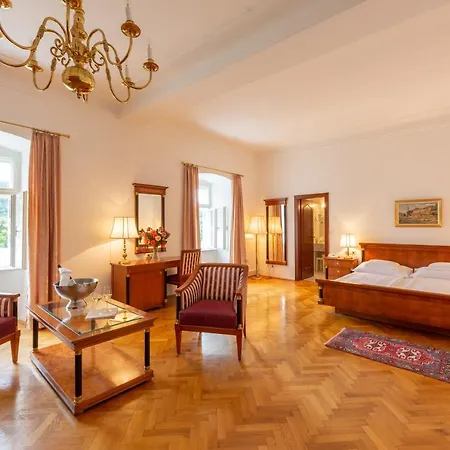 Richard Loewenherz Hotel Duernstein
