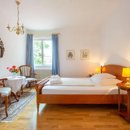 Richard Loewenherz Hotel 4*